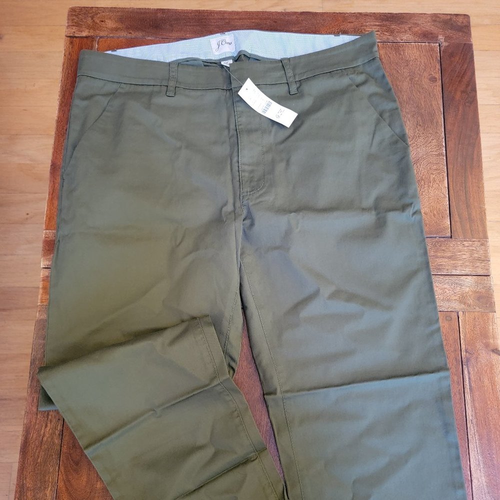 Slim Boyfriend Chino Pant